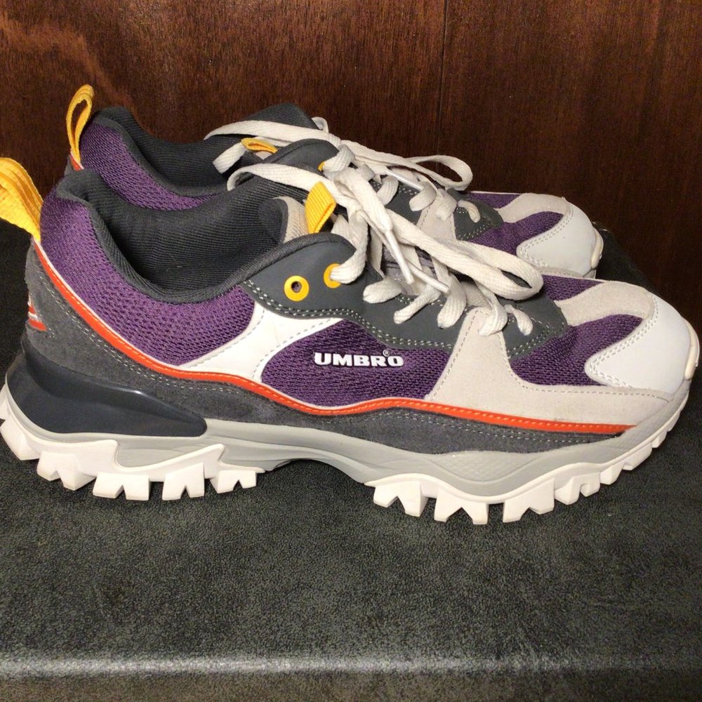 Umbro Bumpy 8.5